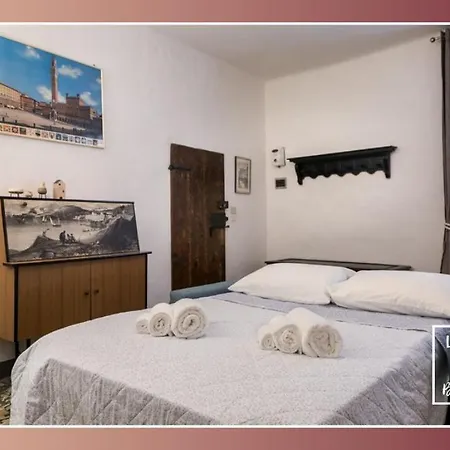 Appartamento Cor Sena Pandit - Due Con Bagni Privati A Tre Minuti Da Piazza Del Campo *
